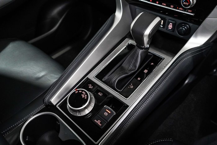 2024 Mitsubishi Pajero Sport GLS