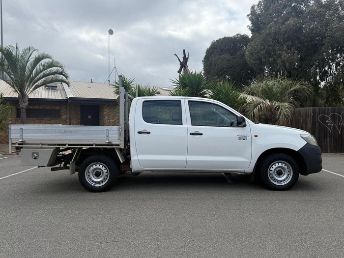 2011 Toyota Hilux Workmate TGN16R MY10 4x2 Glacier White