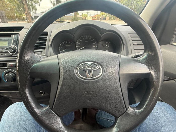 2011 Toyota Hilux Workmate TGN16R MY10 4x2 Glacier White