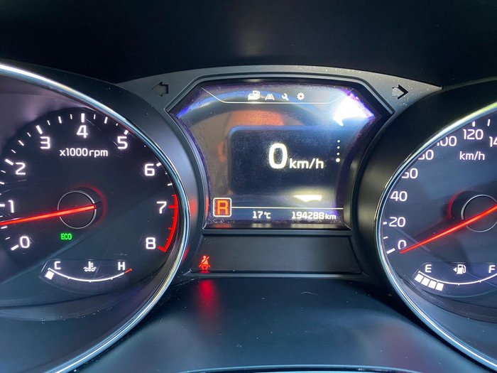 2015 Kia Carnival Platinum YP MY15 Aurora Black