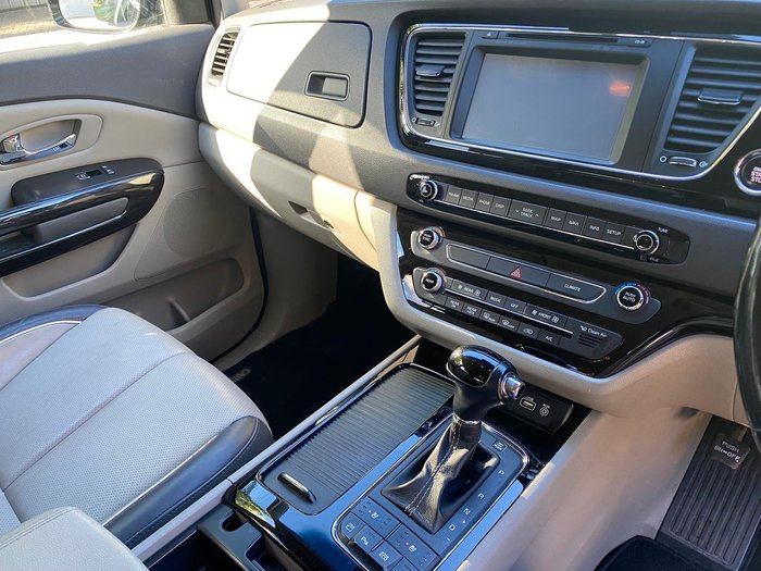 2015 Kia Carnival Platinum YP MY15 Aurora Black