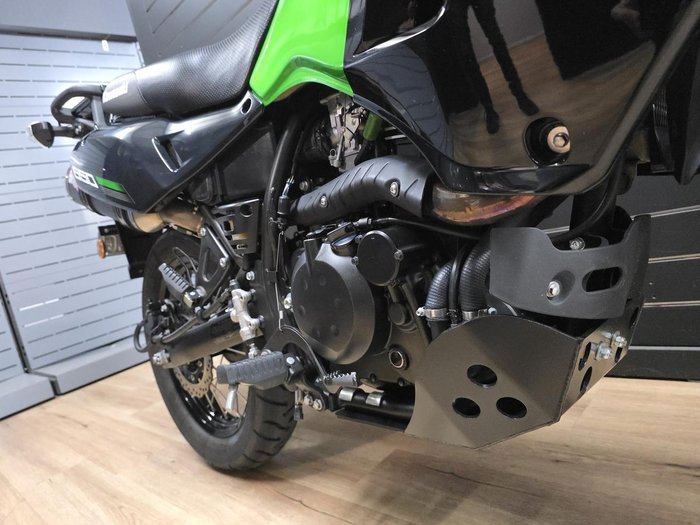 Kawasaki 2015 KAWASAKI 650CC KL650EFF Green