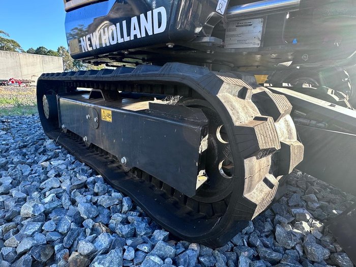2025 New Holland E17d Yellow