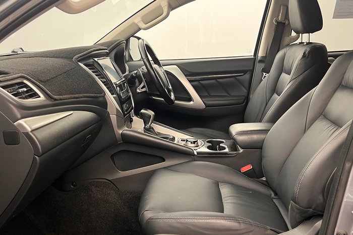 2018 Mitsubishi Pajero Sport Exceed