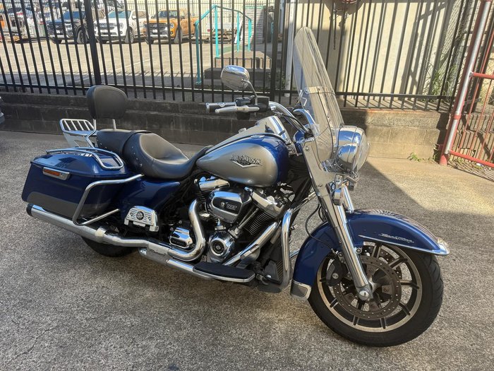 2017 Harley-Davidson Road King 107 (FLHR) Touring Blue