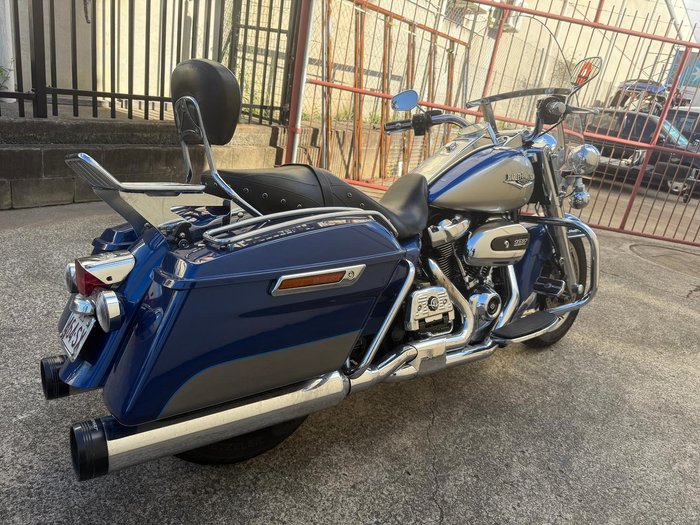 2017 Harley-Davidson Road King 107 (FLHR) Touring Blue