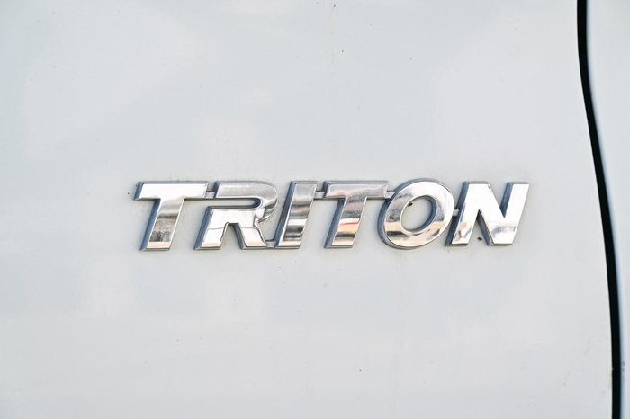 2019 Mitsubishi Triton GLX MR MY19 4x2 White