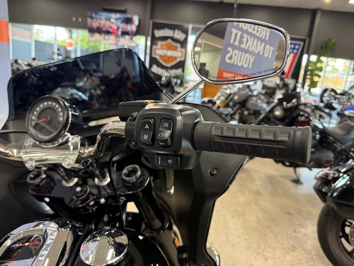 2025 Harley-Davidson Low Rider ST 117 (FXLRST) Softail Black