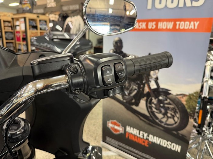 2025 Harley-Davidson Low Rider ST 117 (FXLRST) Softail Black