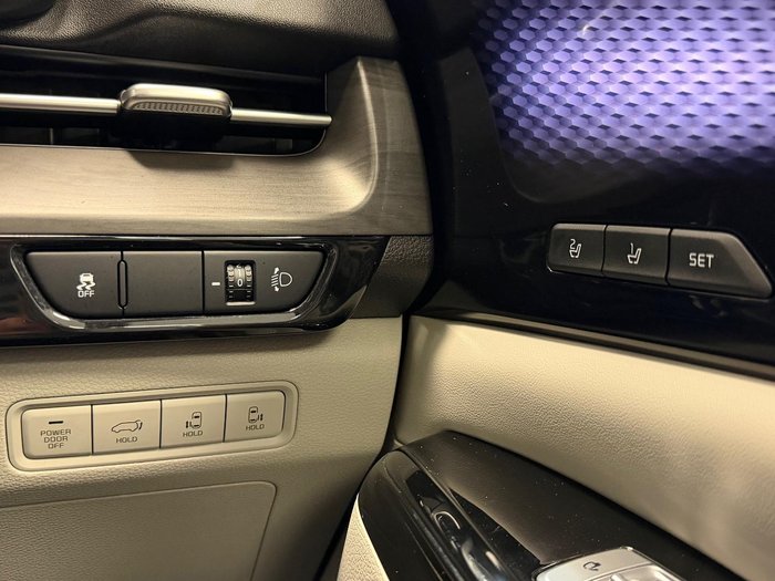 2021 Kia Carnival Platinum