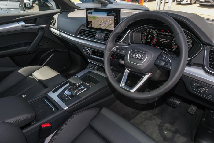 2023 Audi Q5 45 TFSI Sport