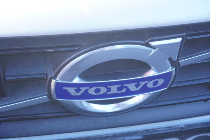 2015 Volvo V60 T5 R-Design