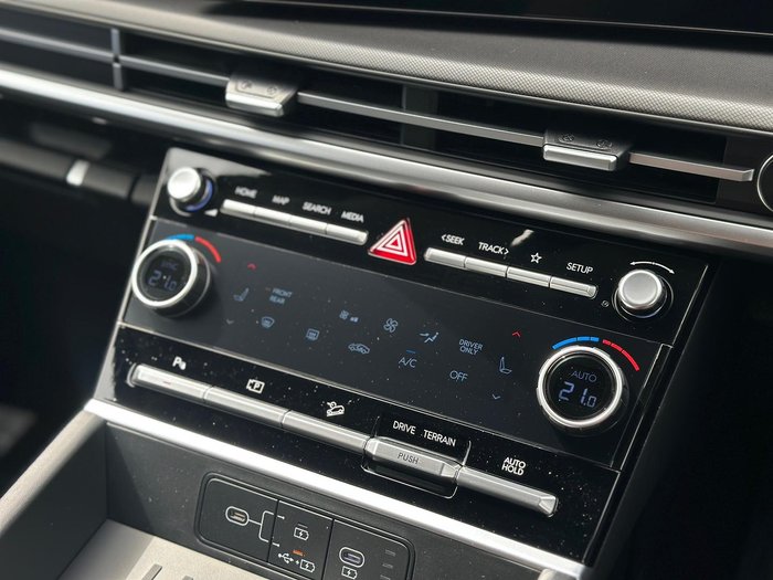 2026 Hyundai Santa Fe Hybrid