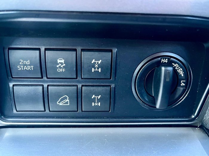 2022 Toyota Landcruiser Prado GXL