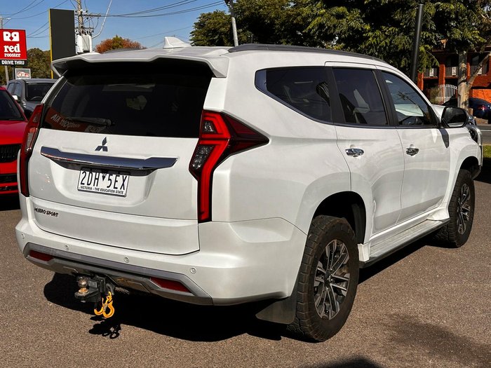 2022 Mitsubishi Pajero Sport GLX