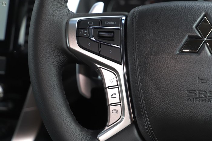 2022 Mitsubishi Pajero Sport GLS