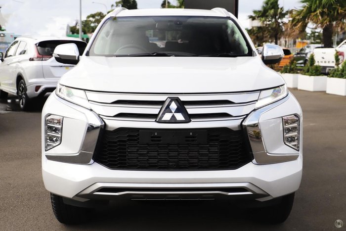 2022 Mitsubishi Pajero Sport GLS