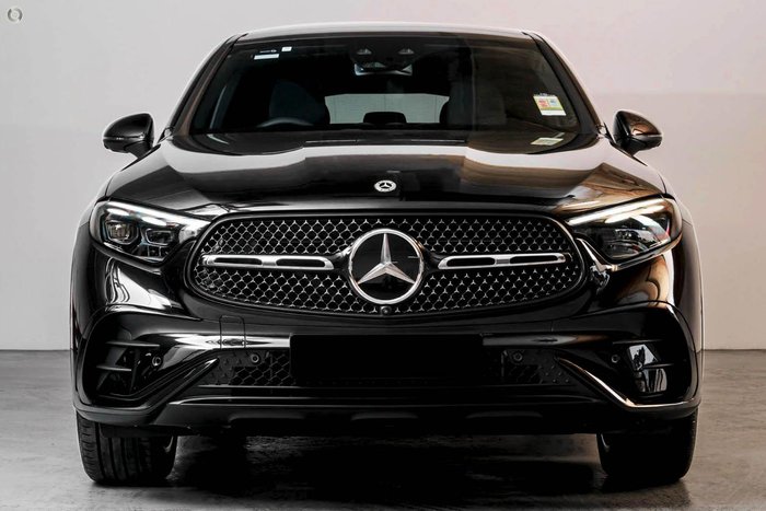 2025 Mercedes-Benz GLC-Class GLC300