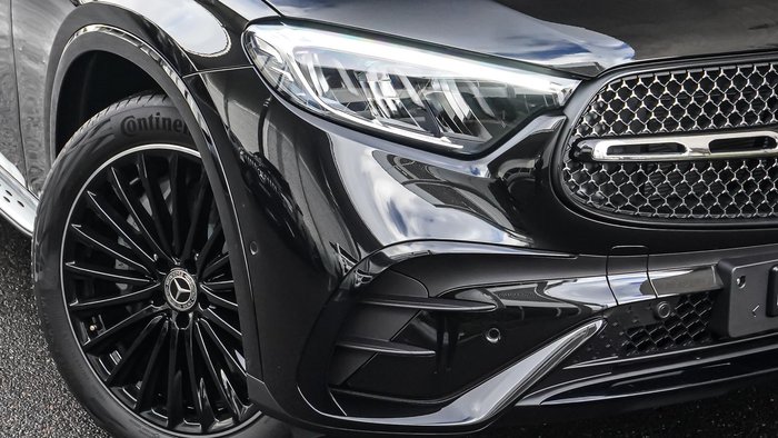 2025 Mercedes-Benz GLC-Class
