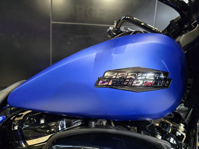 Harley-Davidson Road Glide 117 (FLTRX) Touring