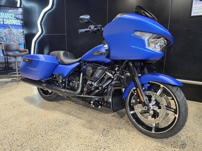 Harley-Davidson Road Glide 117 (FLTRX) Touring