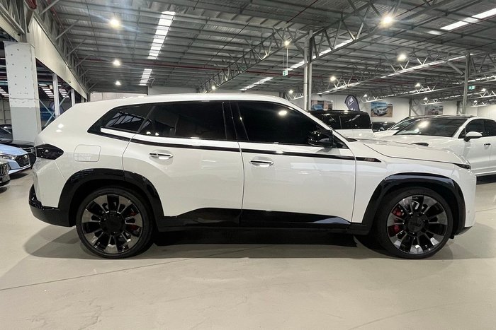 2023 BMW XM
