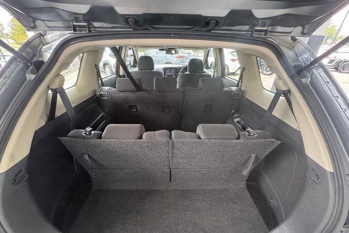 2021 Mitsubishi Outlander ES