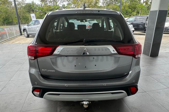2021 Mitsubishi Outlander ES