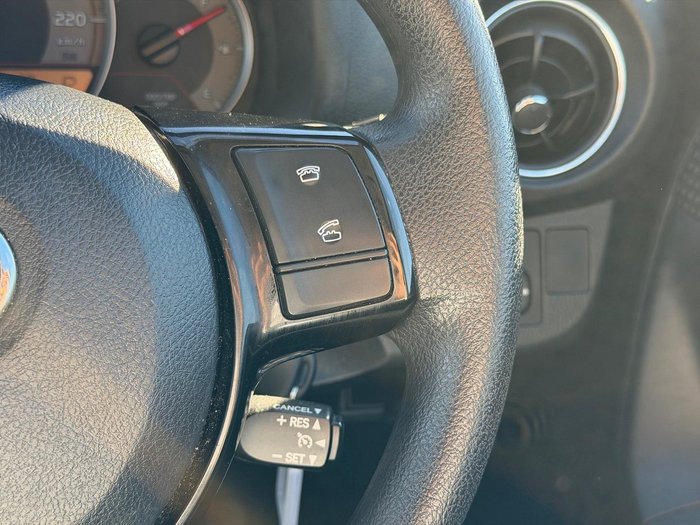 2019 Toyota Yaris Ascent