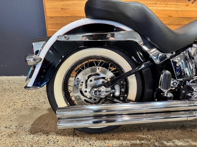 2005 HARLEY-DAVIDSON FLSTNI SOFTAIL DELUXE