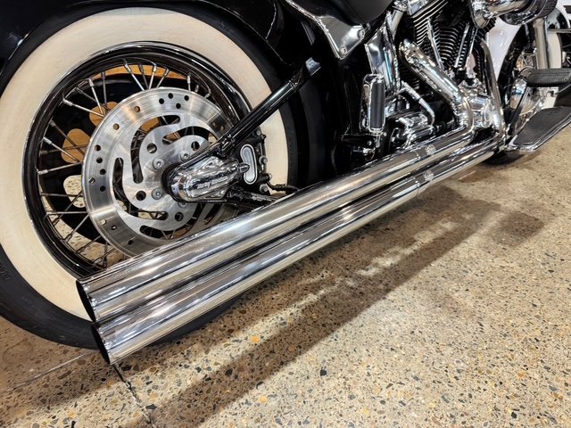 2005 HARLEY-DAVIDSON FLSTNI SOFTAIL DELUXE