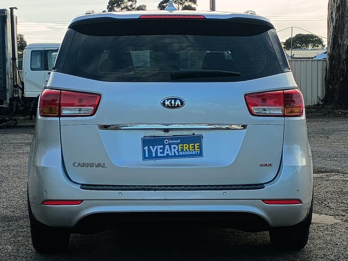 2017 Kia Carnival S