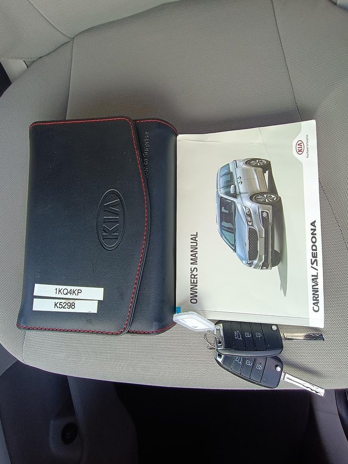 2017 Kia Carnival S