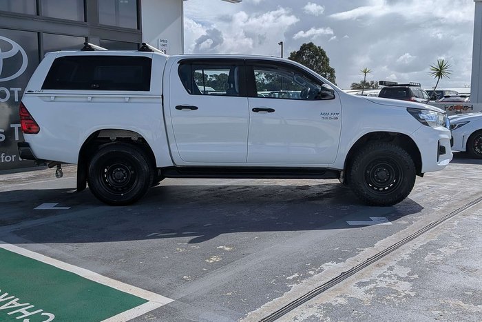 2020 Toyota Hilux SR