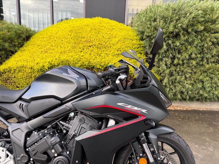 2025 Honda CBR650RAC Black