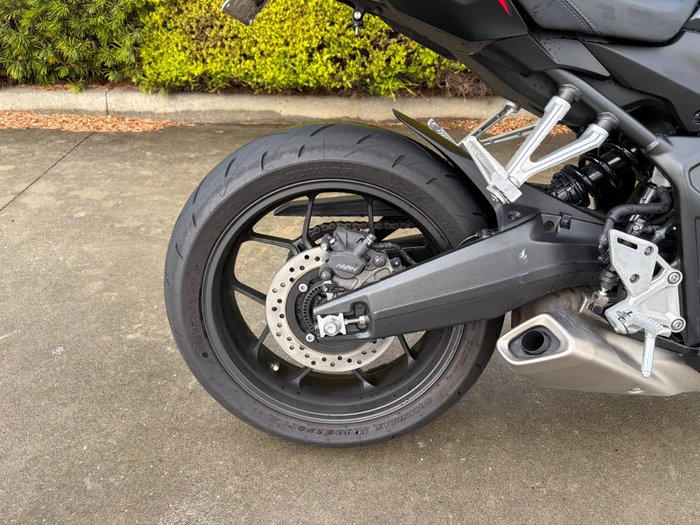 2025 Honda CBR650RAC Black