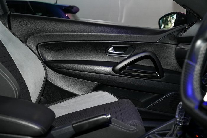 2013 Volkswagen Scirocco R