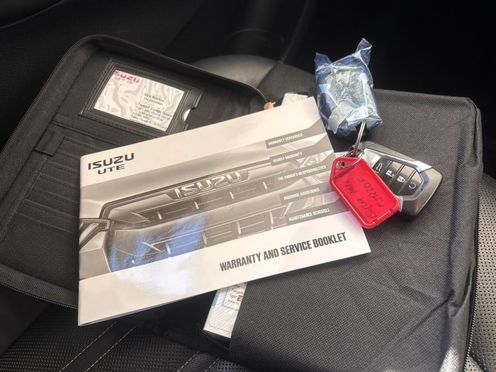 2024 Isuzu MU-X LS-T