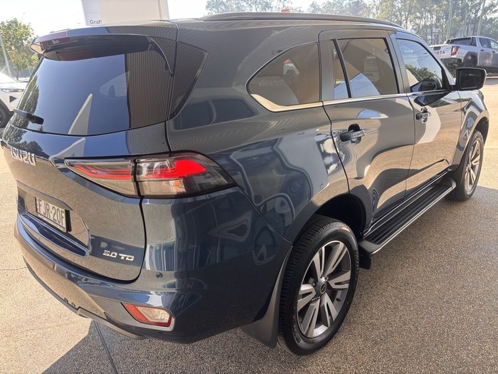 2024 Isuzu MU-X LS-T