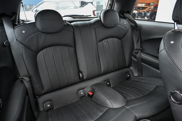 2023 MINI Hatch John Cooper Works Classic