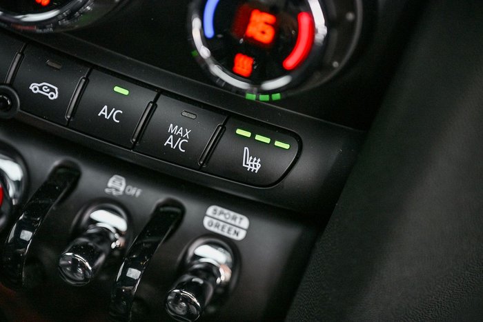 2023 MINI Hatch John Cooper Works Classic
