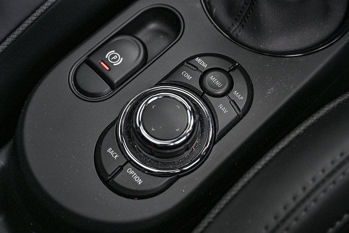 2023 MINI Hatch John Cooper Works Classic