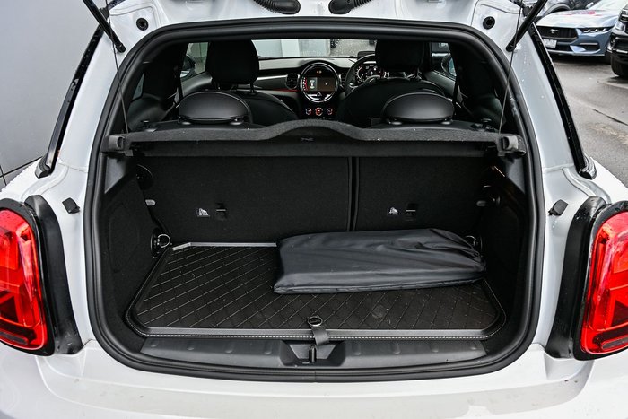 2023 MINI Hatch John Cooper Works Classic