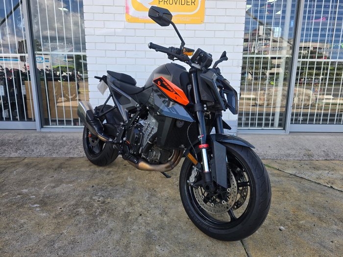2024 Ktm 990 DUKE GREY