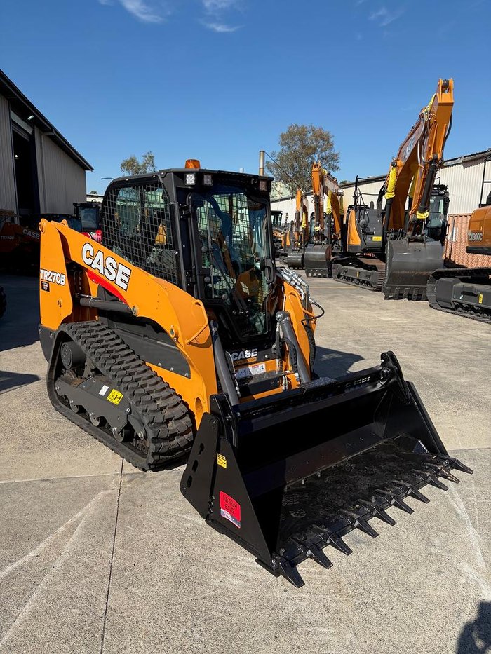 2025 CASE Tr270b