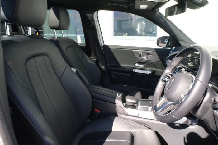 2023 Mercedes-Benz GLB-Class GLB200