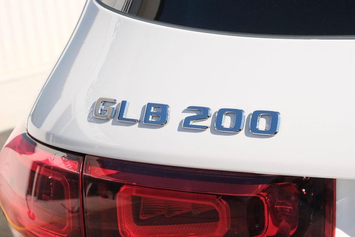 2023 Mercedes-Benz GLB-Class GLB200