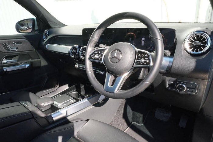 2023 Mercedes-Benz GLB-Class GLB200