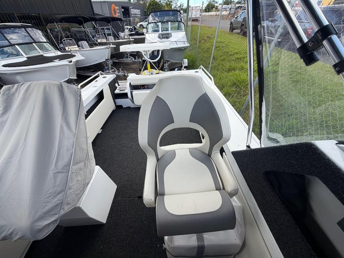 2026 QUINTREX 590 Ocean Spirit Pro