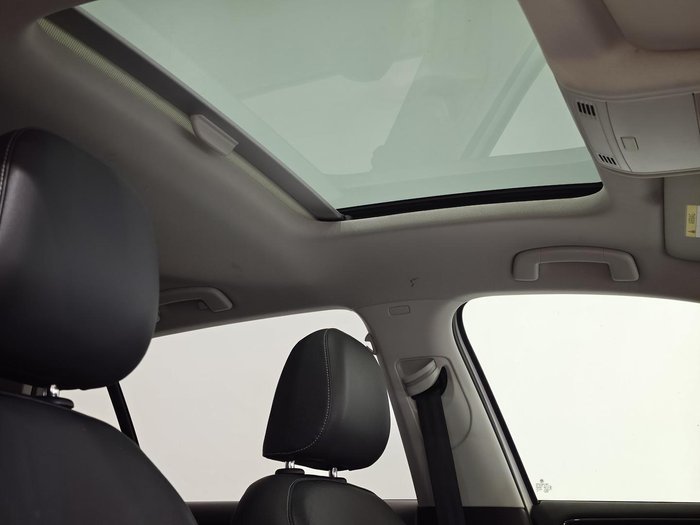 2018 Volkswagen Golf 110TDI Highline 7.5 MY18 Pure White